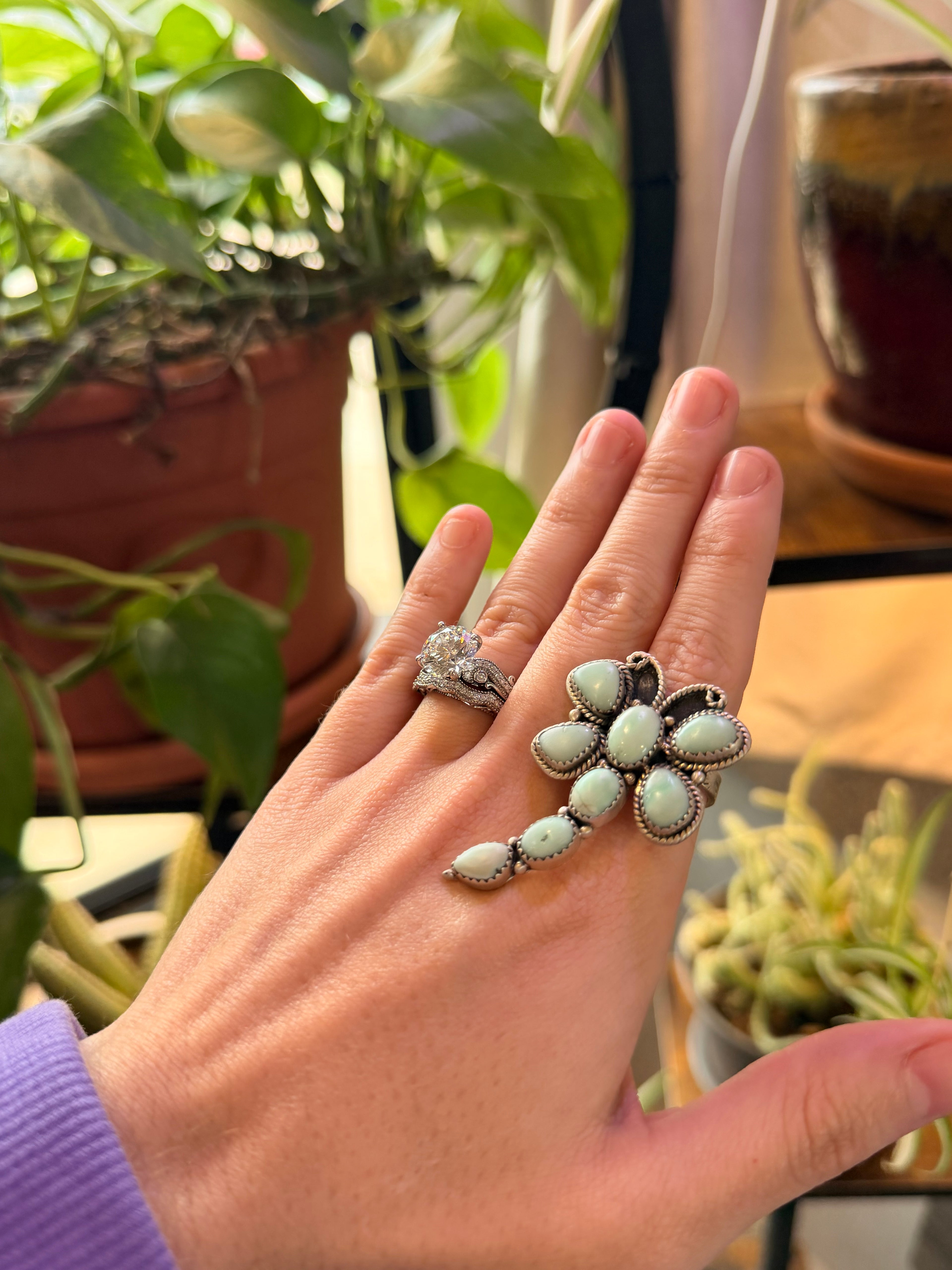 Size adjustable Paloma statement ring