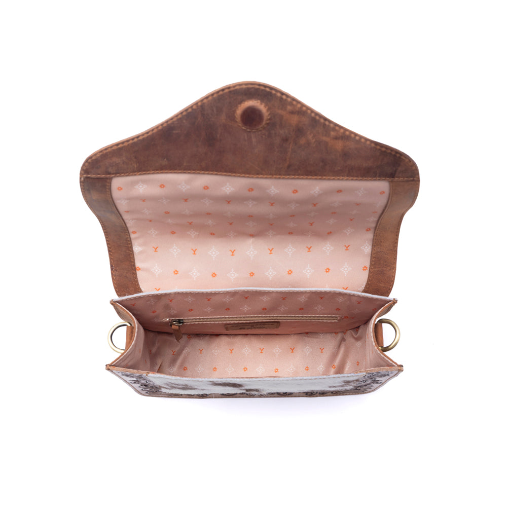 Myra Yellowstone Frontier Ridge Handtooled Bag in Oat Mocha